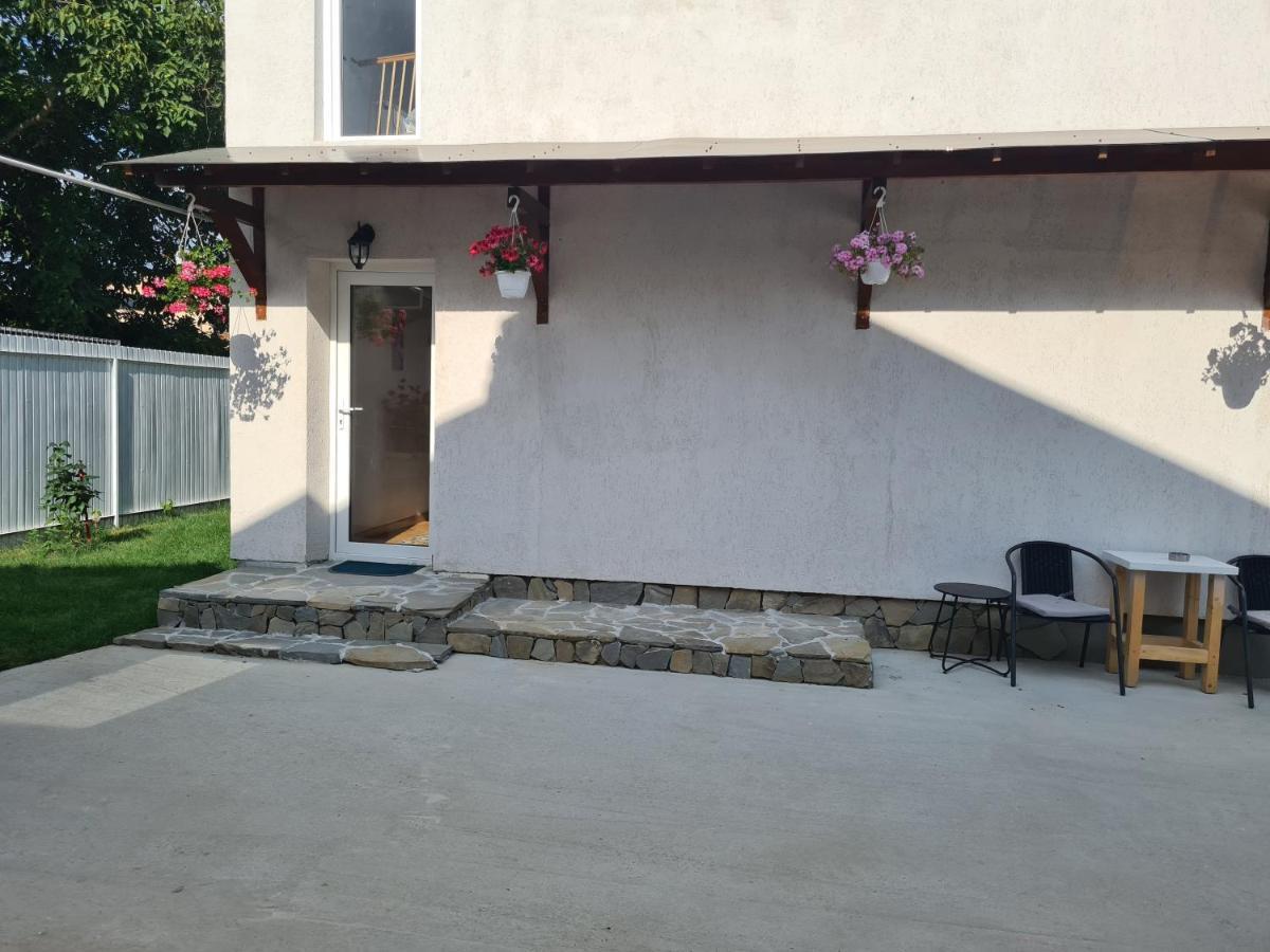 Luca'S Studio 3 ,Close To Therme Bucharest, Airport Otopeni Balotesti Exterior photo